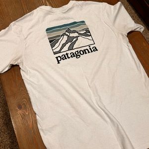 Men’s size small Patagonia tee shirt. White.